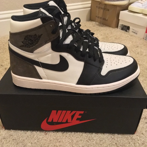 Nike Dark Mocha. NWT 9.5 - Picture 3 of 6
